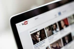 Youtube Capai 100 Juta Pengguna Premium dan Music