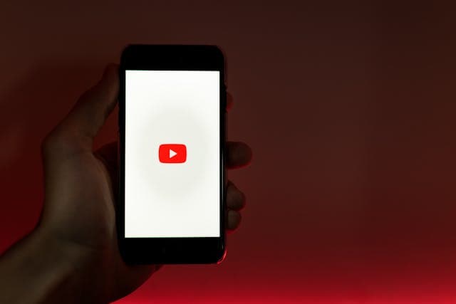 Youtube Uji Coba Pencarian Gambar dari Google Lens