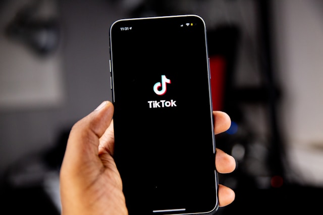 Tiktok Melarang Suara AI di Siaran Langsung
